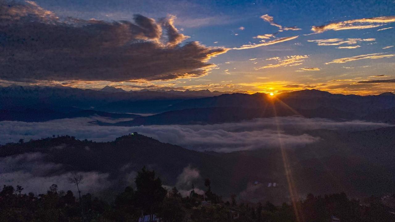 Himalayan Sunrise Hotel Dhulikhel Exterior photo
