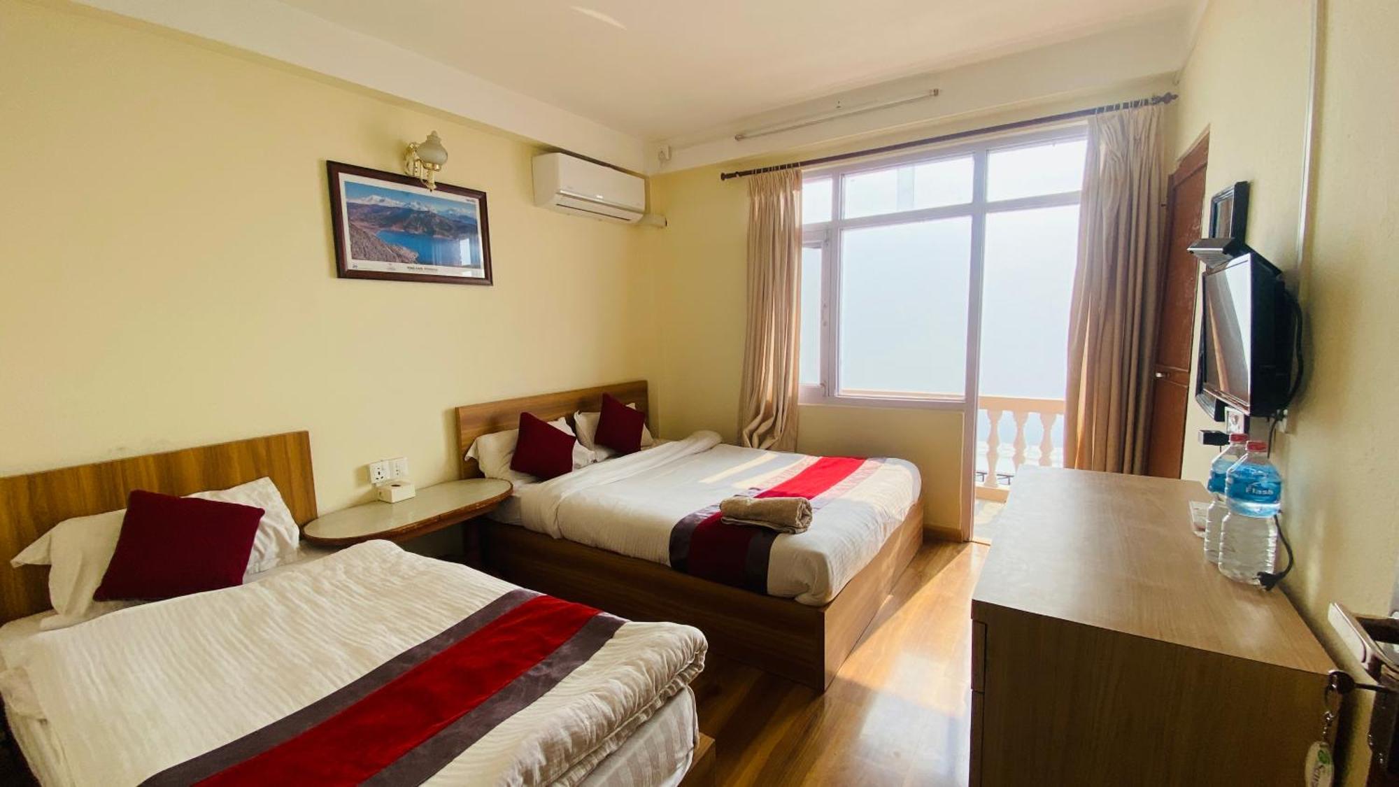 Himalayan Sunrise Hotel Dhulikhel Exterior photo